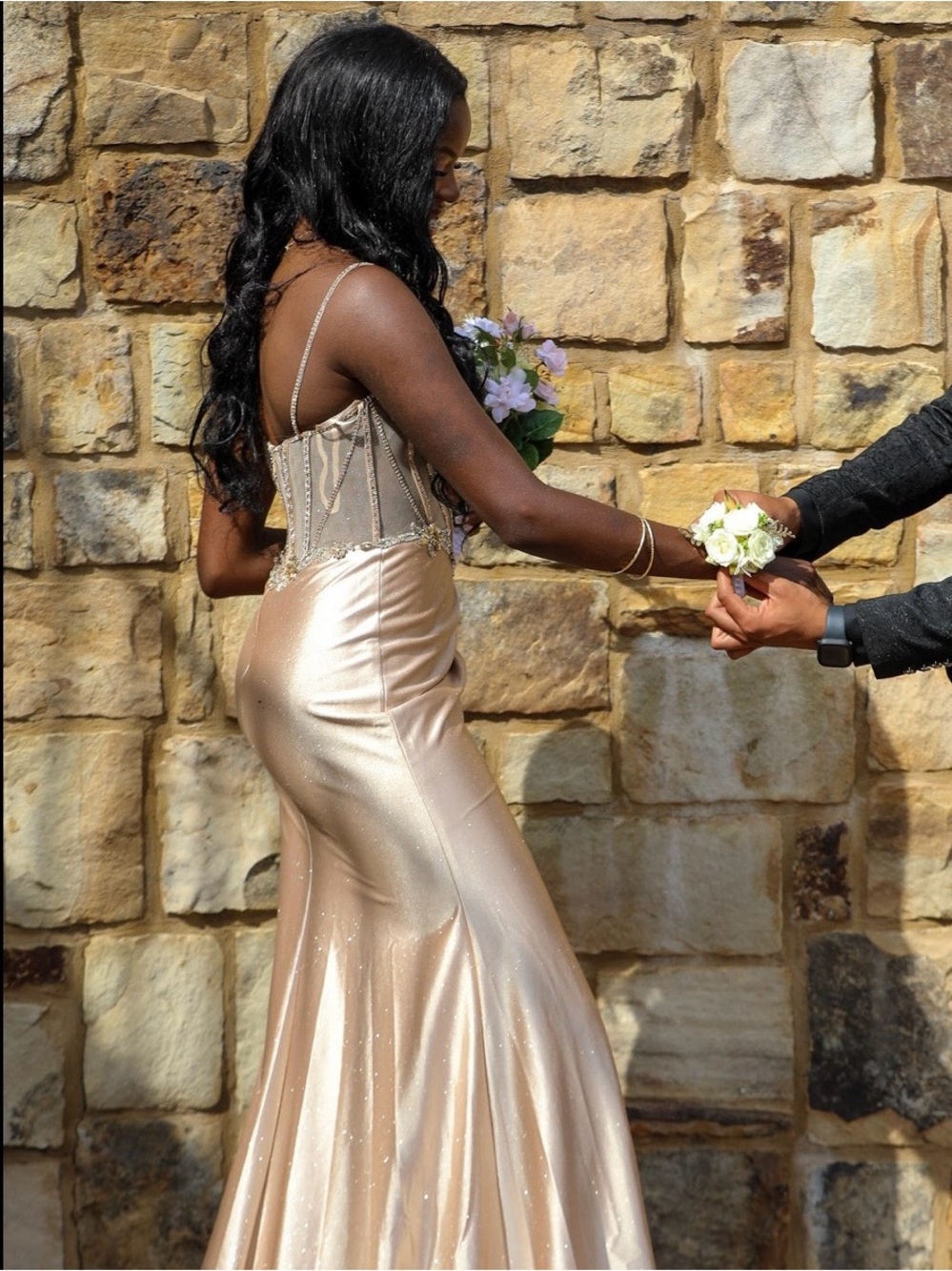 Women’s Champagne Gold Prom Drews